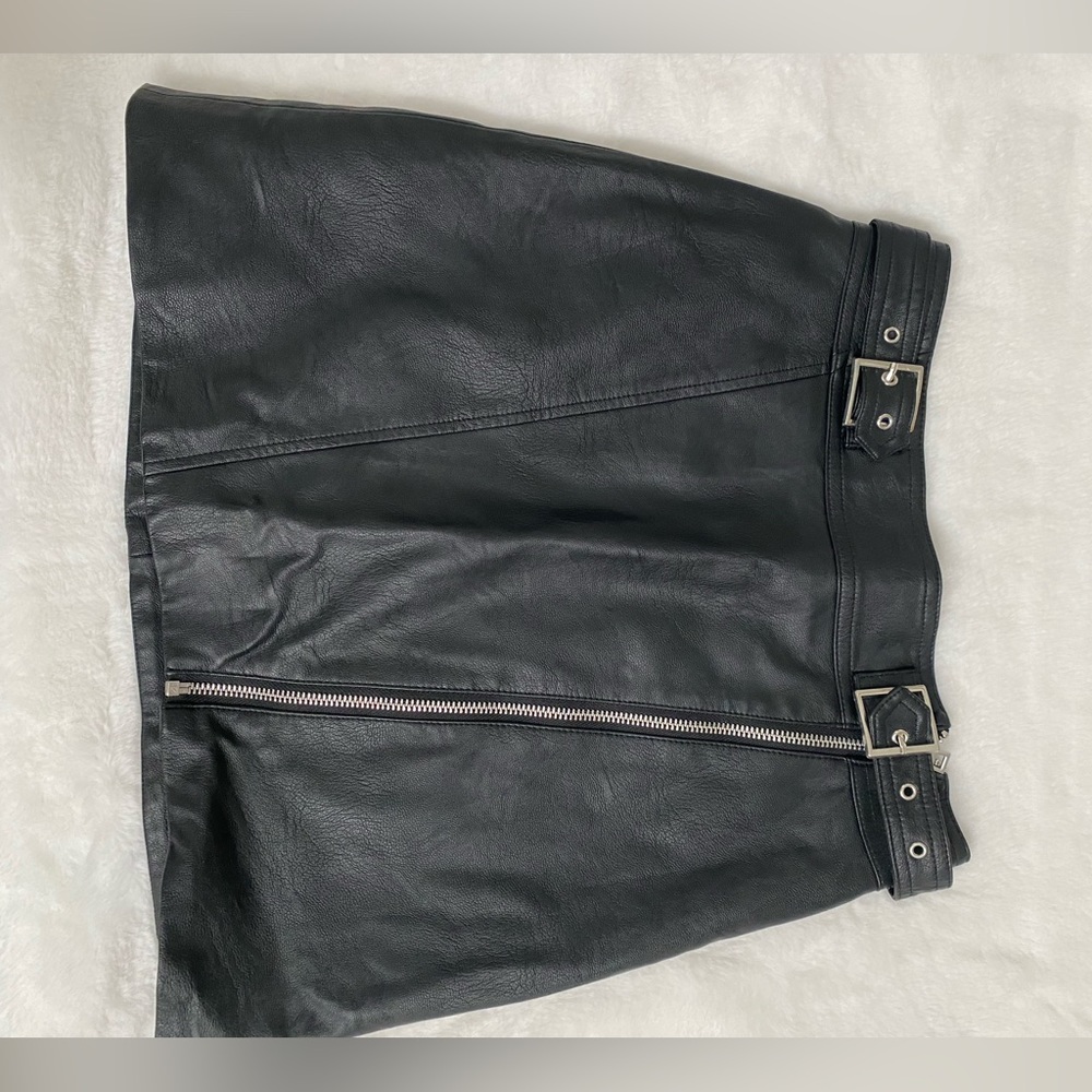 Top shop leather skirt